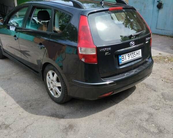 Чорний Хендай i30, об'ємом двигуна 1.4 л та пробігом 176 тис. км за 5700 $, фото 11 на Automoto.ua