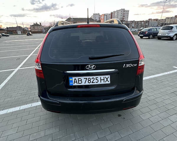 Черный Хендай i30, объемом двигателя 1.4 л и пробегом 230 тыс. км за 5000 $, фото 7 на Automoto.ua