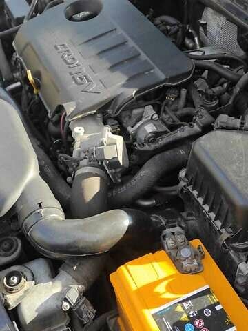 Черный Хендай i30, объемом двигателя 1.6 л и пробегом 241 тыс. км за 6400 $, фото 16 на Automoto.ua