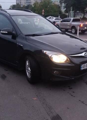 Чорний Хендай i30, об'ємом двигуна 1.4 л та пробігом 160 тис. км за 6500 $, фото 8 на Automoto.ua