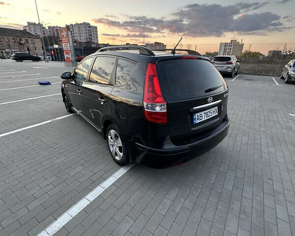 Черный Хендай i30, объемом двигателя 1.4 л и пробегом 230 тыс. км за 5000 $, фото 6 на Automoto.ua