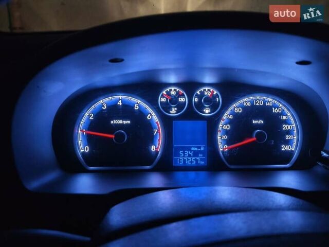 Черный Хендай i30, объемом двигателя 1.4 л и пробегом 137 тыс. км за 7500 $, фото 38 на Automoto.ua