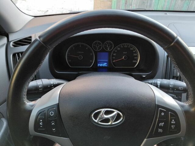 Чорний Хендай i30, об'ємом двигуна 0 л та пробігом 250 тис. км за 6500 $, фото 7 на Automoto.ua