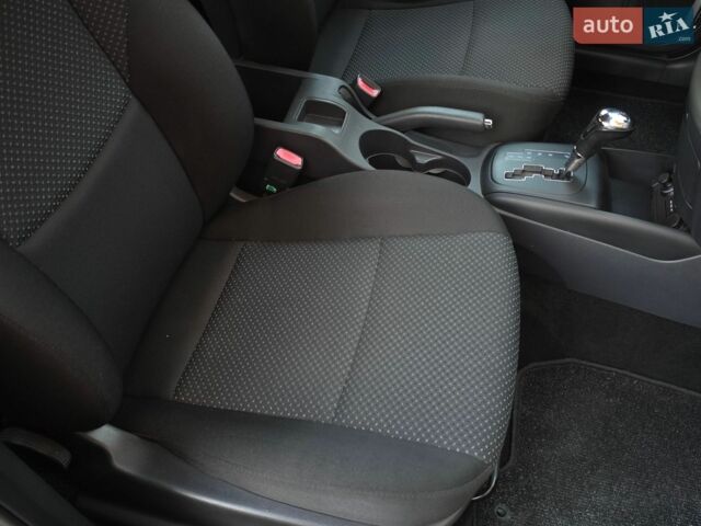 Черный Хендай i30, объемом двигателя 1.6 л и пробегом 190 тыс. км за 7099 $, фото 35 на Automoto.ua