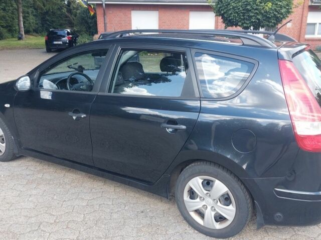 Чорний Хендай i30, об'ємом двигуна 1.4 л та пробігом 222 тис. км за 5800 $, фото 5 на Automoto.ua