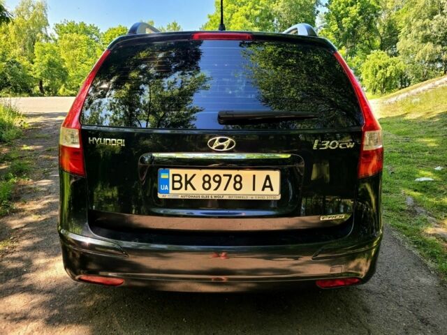 Чорний Хендай i30, об'ємом двигуна 1.6 л та пробігом 170 тис. км за 8300 $, фото 19 на Automoto.ua