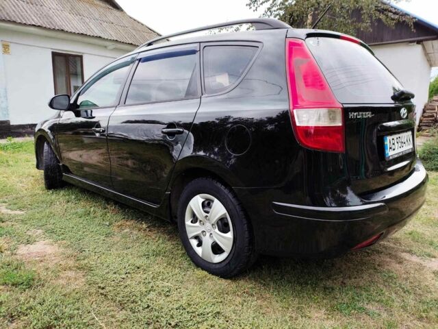 Черный Хендай i30, объемом двигателя 1.6 л и пробегом 180 тыс. км за 6700 $, фото 11 на Automoto.ua