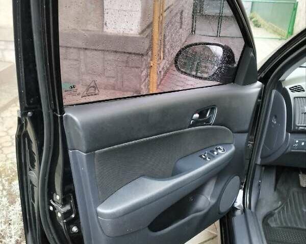 Черный Хендай i30, объемом двигателя 1.4 л и пробегом 157 тыс. км за 7100 $, фото 10 на Automoto.ua