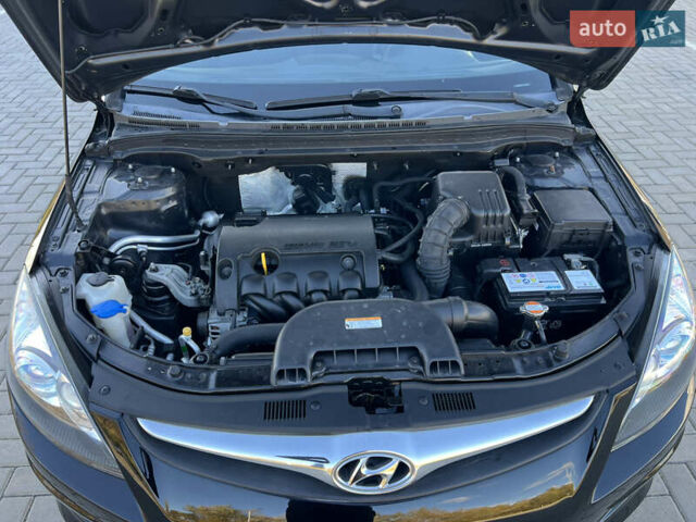 Хендай i30 2011 в Луцке на Automoto.ua Черный Хендай i30, объемом двигателя 1.4 л и пробегом 208 тыс. км за 6100 $, фото 25 на Automoto.ua