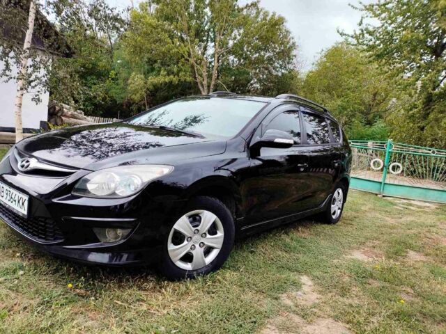 Черный Хендай i30, объемом двигателя 1.6 л и пробегом 180 тыс. км за 6700 $, фото 7 на Automoto.ua