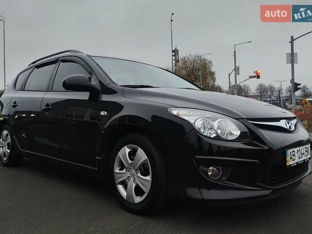 Черный Хендай i30, объемом двигателя 1.59 л и пробегом 72 тыс. км за 8500 $, фото 7 на Automoto.ua