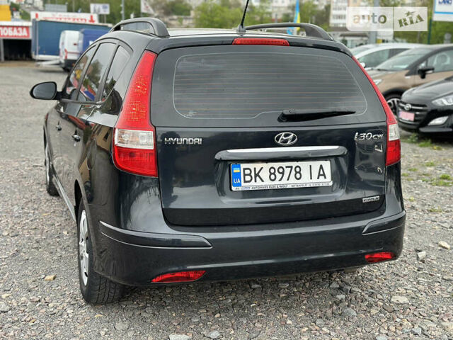 Чорний Хендай i30, об'ємом двигуна 1.6 л та пробігом 177 тис. км за 7200 $, фото 8 на Automoto.ua