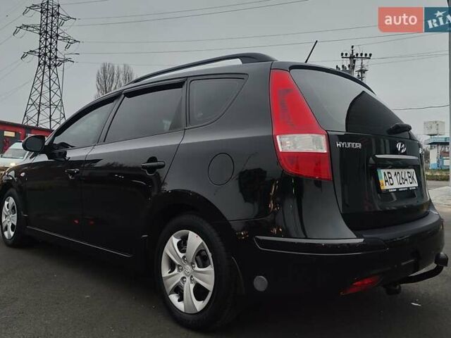 Черный Хендай i30, объемом двигателя 1.59 л и пробегом 72 тыс. км за 8500 $, фото 3 на Automoto.ua