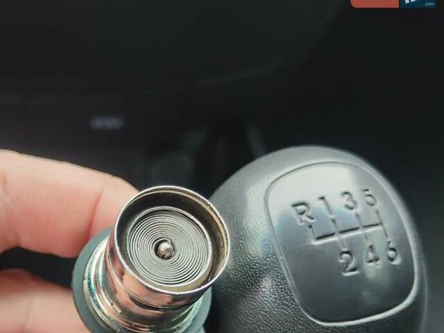 Черный Хендай i30, объемом двигателя 1.59 л и пробегом 72 тыс. км за 8500 $, фото 33 на Automoto.ua