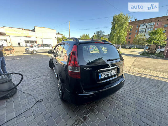 Чорний Хендай i30, об'ємом двигуна 1.58 л та пробігом 175 тис. км за 7500 $, фото 7 на Automoto.ua