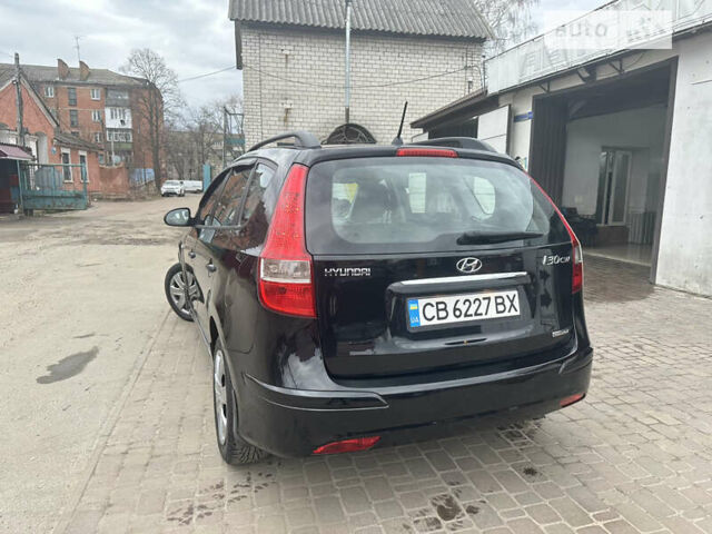 Чорний Хендай i30, об'ємом двигуна 1.58 л та пробігом 175 тис. км за 7500 $, фото 15 на Automoto.ua