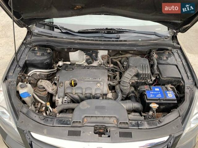 Хендай i30 2012 в Виннице на Automoto.ua Черный Хендай i30, объемом двигателя 1.4 л и пробегом 275 тыс. км за 6100 $, фото 46 на Automoto.ua