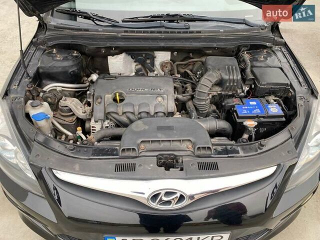 Хендай i30 2012 в Виннице на Automoto.ua Черный Хендай i30, объемом двигателя 1.4 л и пробегом 275 тыс. км за 6100 $, фото 45 на Automoto.ua