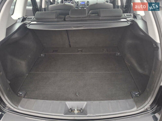 Чорний Хендай i30, об'ємом двигуна 1.4 л та пробігом 209 тис. км за 6850 $, фото 31 на Automoto.ua