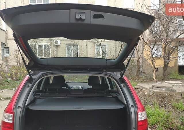 Черный Хендай i30, объемом двигателя 1.4 л и пробегом 275 тыс. км за 6000 $, фото 65 на Automoto.ua