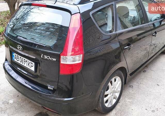 Черный Хендай i30, объемом двигателя 1.4 л и пробегом 275 тыс. км за 6000 $, фото 19 на Automoto.ua