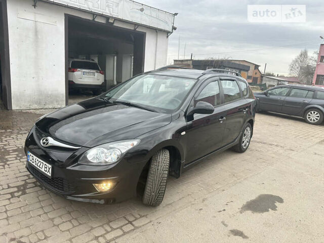 Чорний Хендай i30, об'ємом двигуна 1.58 л та пробігом 175 тис. км за 7500 $, фото 22 на Automoto.ua