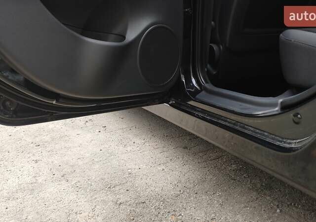 Черный Хендай i30, объемом двигателя 1.4 л и пробегом 275 тыс. км за 6000 $, фото 33 на Automoto.ua