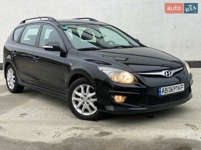 Хендай i30 2012 в Виннице на Automoto.ua Черный Хендай i30, объемом двигателя 1.4 л и пробегом 275 тыс. км за 6100 $, фото 49 на Automoto.ua