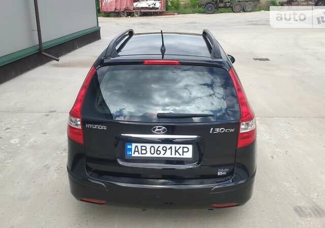 Черный Хендай i30, объемом двигателя 1.4 л и пробегом 275 тыс. км за 7100 $, фото 8 на Automoto.ua