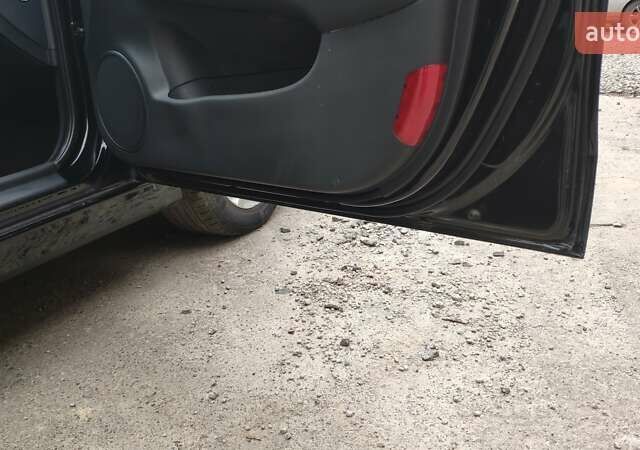 Черный Хендай i30, объемом двигателя 1.4 л и пробегом 275 тыс. км за 6000 $, фото 36 на Automoto.ua