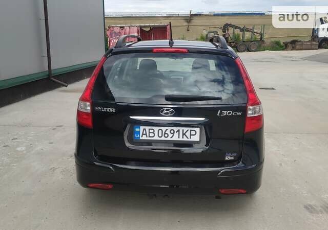 Чорний Хендай i30, об'ємом двигуна 1.4 л та пробігом 275 тис. км за 7100 $, фото 7 на Automoto.ua