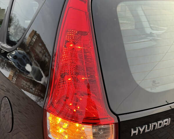 Черный Хендай i30, объемом двигателя 1.4 л и пробегом 210 тыс. км за 6750 $, фото 19 на Automoto.ua