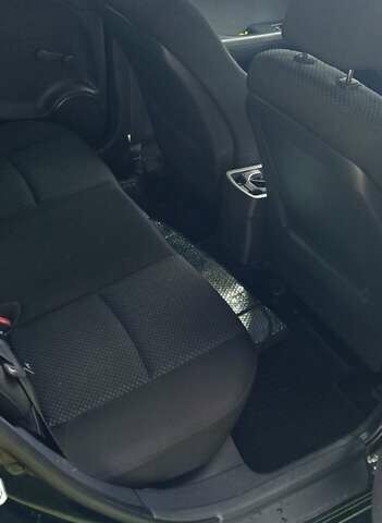 Чорний Хендай i30, об'ємом двигуна 1.59 л та пробігом 145 тис. км за 6499 $, фото 9 на Automoto.ua