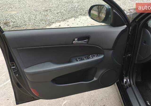 Черный Хендай i30, объемом двигателя 1.4 л и пробегом 275 тыс. км за 6000 $, фото 21 на Automoto.ua