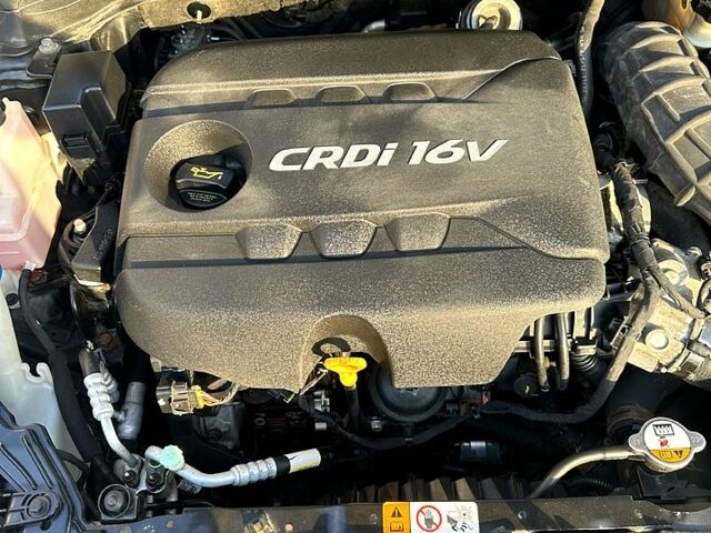 Чорний Хендай i30, об'ємом двигуна 1.6 л та пробігом 167 тис. км за 8400 $, фото 4 на Automoto.ua