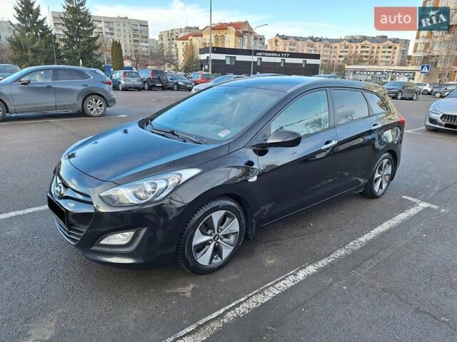 Хендай i30 2013 в Львове на Automoto.ua Черный Хендай i30, объемом двигателя 1.58 л и пробегом 138 тыс. км за 9100 $, фото 3 на Automoto.ua