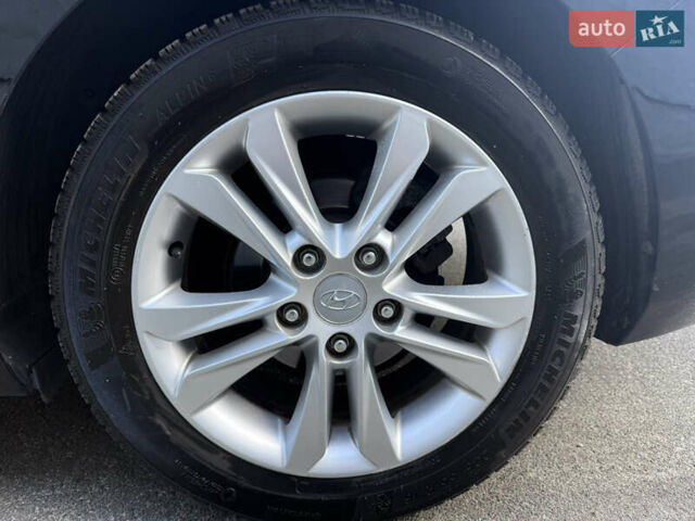 Чорний Хендай i30, об'ємом двигуна 1.59 л та пробігом 260 тис. км за 9000 $, фото 8 на Automoto.ua