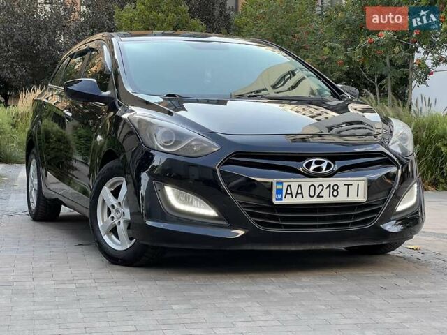 Черный Хендай i30, объемом двигателя 1.58 л и пробегом 153 тыс. км за 9500 $, фото 11 на Automoto.ua