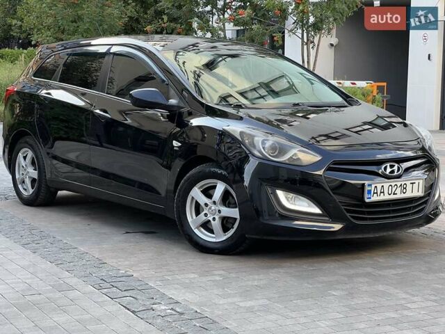 Черный Хендай i30, объемом двигателя 1.58 л и пробегом 153 тыс. км за 9500 $, фото 10 на Automoto.ua