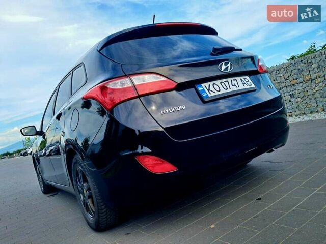 Черный Хендай i30, объемом двигателя 1.58 л и пробегом 129 тыс. км за 9900 $, фото 12 на Automoto.ua