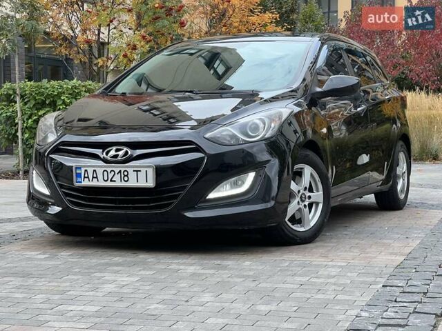 Хендай i30 2014 в Киеве на Automoto.ua Черный Хендай i30, объемом двигателя 1.58 л и пробегом 153 тыс. км за 8900 $, фото 3 на Automoto.ua