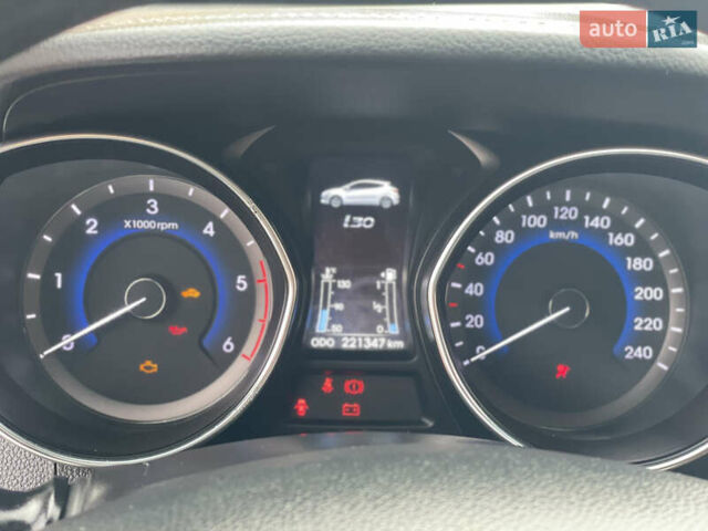 Чорний Хендай i30, об'ємом двигуна 1.6 л та пробігом 221 тис. км за 8650 $, фото 64 на Automoto.ua