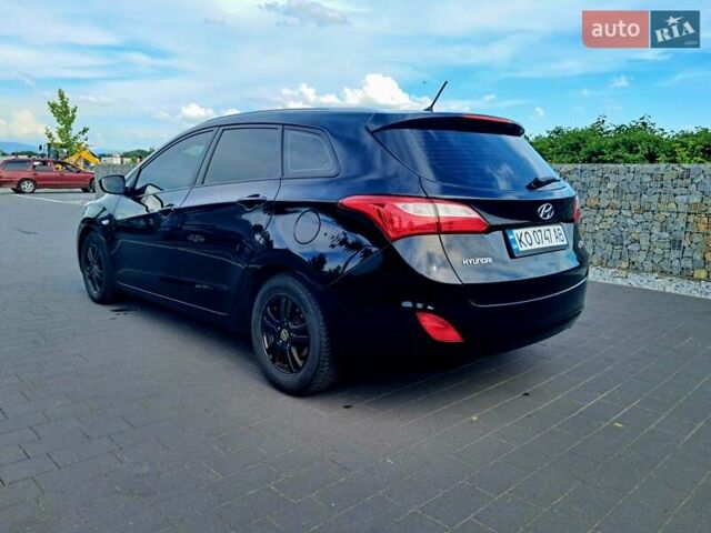 Черный Хендай i30, объемом двигателя 1.58 л и пробегом 129 тыс. км за 9900 $, фото 9 на Automoto.ua
