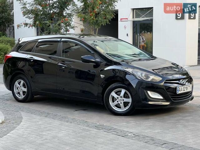 Черный Хендай i30, объемом двигателя 1.58 л и пробегом 153 тыс. км за 9500 $, фото 14 на Automoto.ua