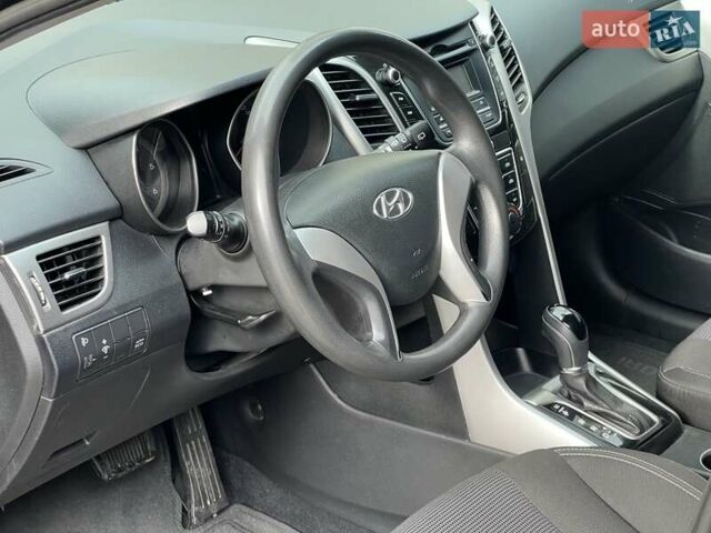 Хендай i30 2014 в Киеве на Automoto.ua Черный Хендай i30, объемом двигателя 1.58 л и пробегом 153 тыс. км за 8900 $, фото 18 на Automoto.ua
