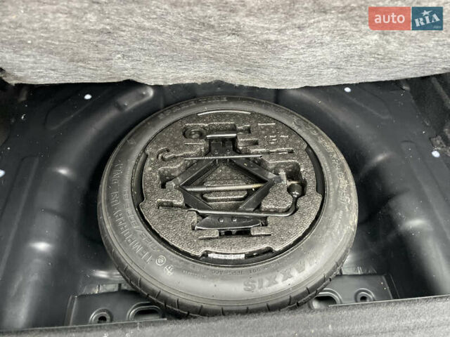 Чорний Хендай i30, об'ємом двигуна 1.6 л та пробігом 221 тис. км за 8650 $, фото 96 на Automoto.ua