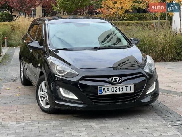 Хендай i30 2014 в Киеве на Automoto.ua Черный Хендай i30, объемом двигателя 1.58 л и пробегом 153 тыс. км за 8900 $, фото 5 на Automoto.ua