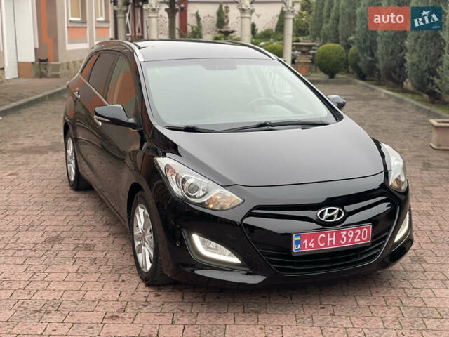 Чорний Хендай i30, об'ємом двигуна 1.6 л та пробігом 221 тис. км за 8650 $, фото 24 на Automoto.ua