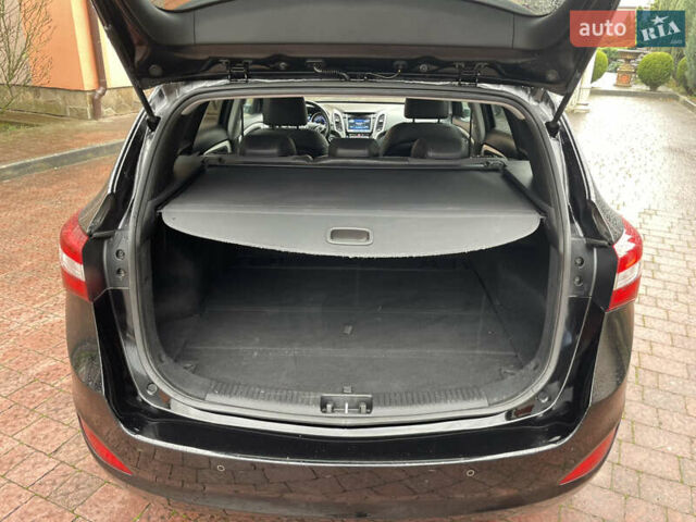 Чорний Хендай i30, об'ємом двигуна 1.6 л та пробігом 221 тис. км за 8650 $, фото 89 на Automoto.ua