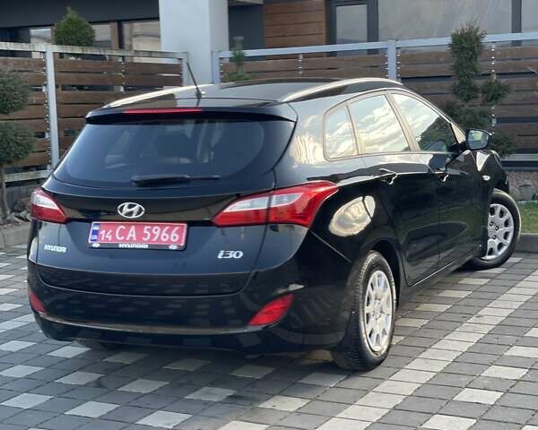 Чорний Хендай i30, об'ємом двигуна 1.58 л та пробігом 173 тис. км за 9995 $, фото 36 на Automoto.ua